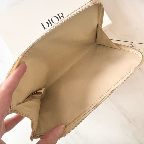 DIOR Beige Cosmetic Pouch Clutch Makeup Bag Case Embossed Logo New - Picture 15 of 17